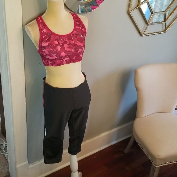 Nike Dri Fit Epic Lux Crop Capri Size Large Gray/Pink Running - Picture 11 of 14